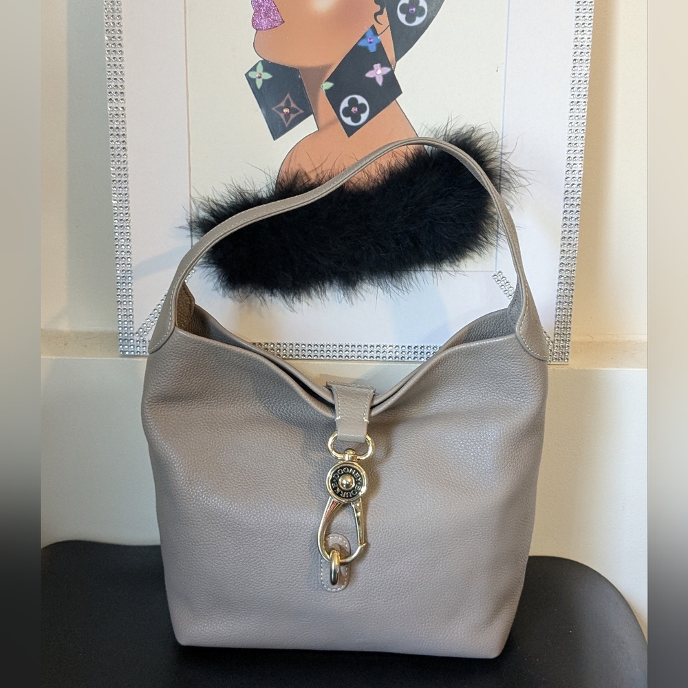 Dooney & Bourke Lucca Leather Logo Lock Hobo Bag Purse w/Free Purse Pillow